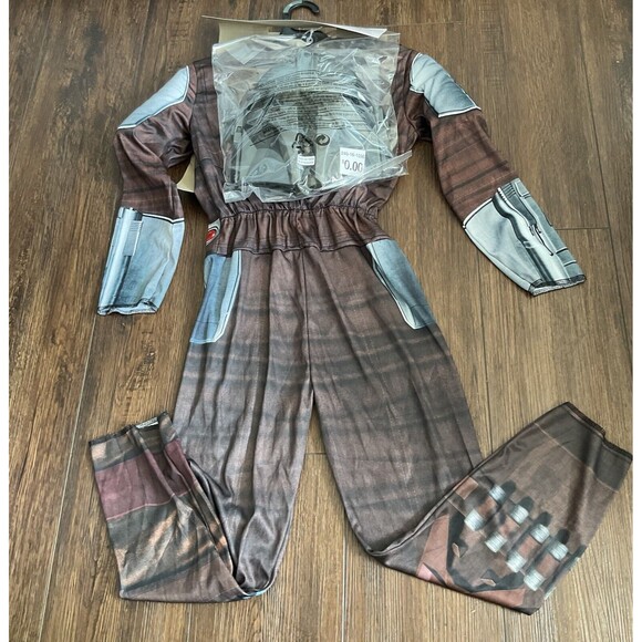 star wars the mandalorian Costume Medium 8-10 NWT Halloween - Picture 5 of 5